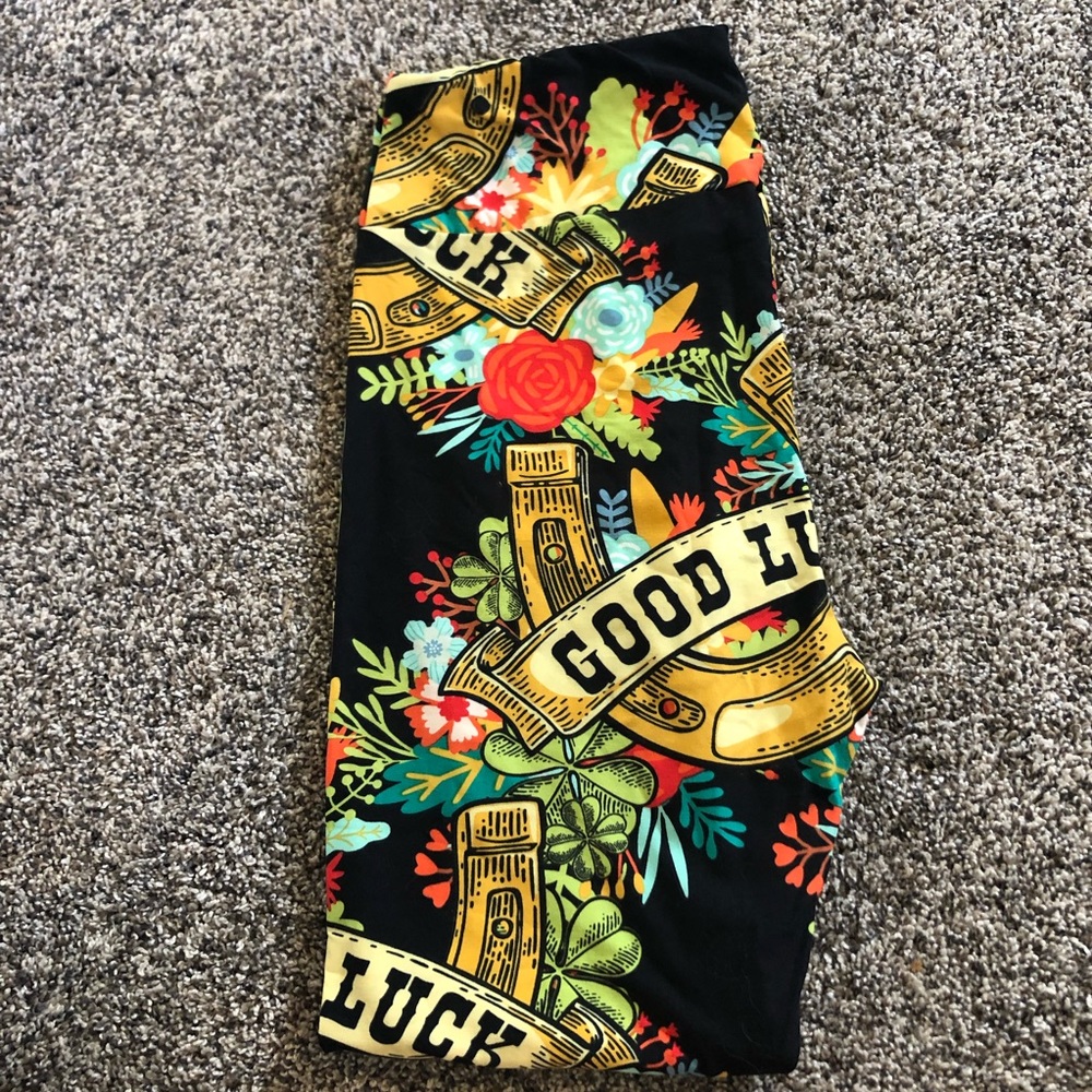 SOLD💜Lularoe St. Patrick’s Day TC Leggings